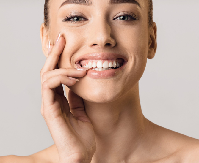 Gum Contouring Treatment at Smile Clinic London