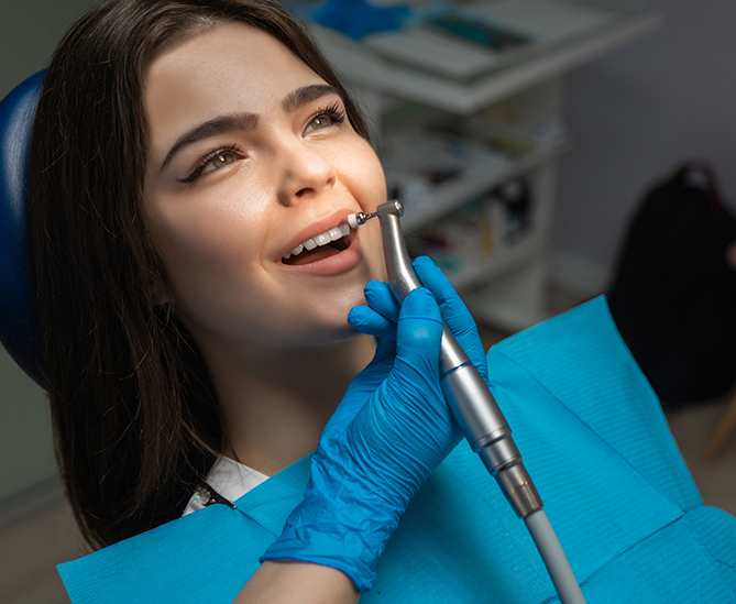 Teeth Scaling cost in UK