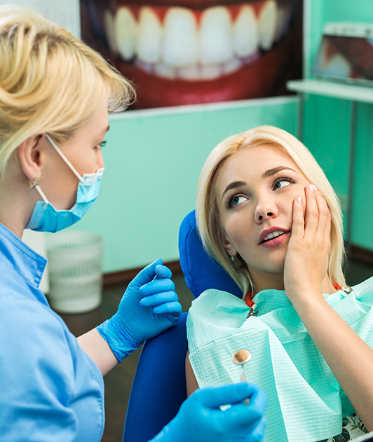 Chipped or Cracked Tooth Treatmen - Smile Clinic London